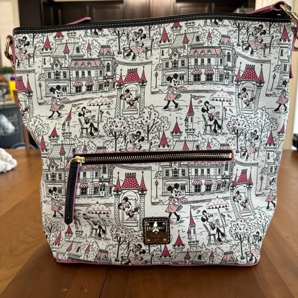 Disney Dooney and  Bourke Minnie Mouse - Picture 1 of 13